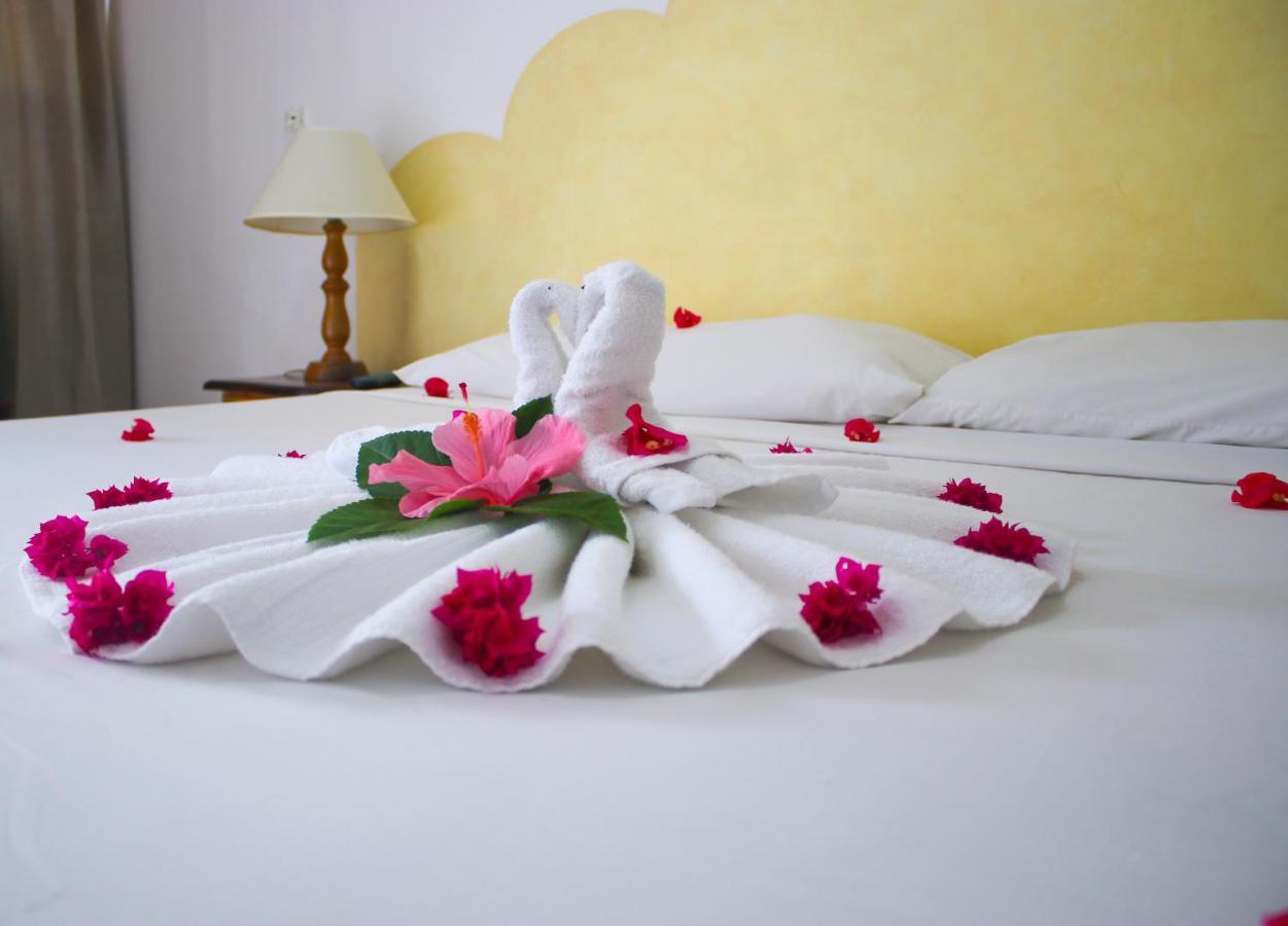 Van Villa Guesthouse 네그릴 외부 사진