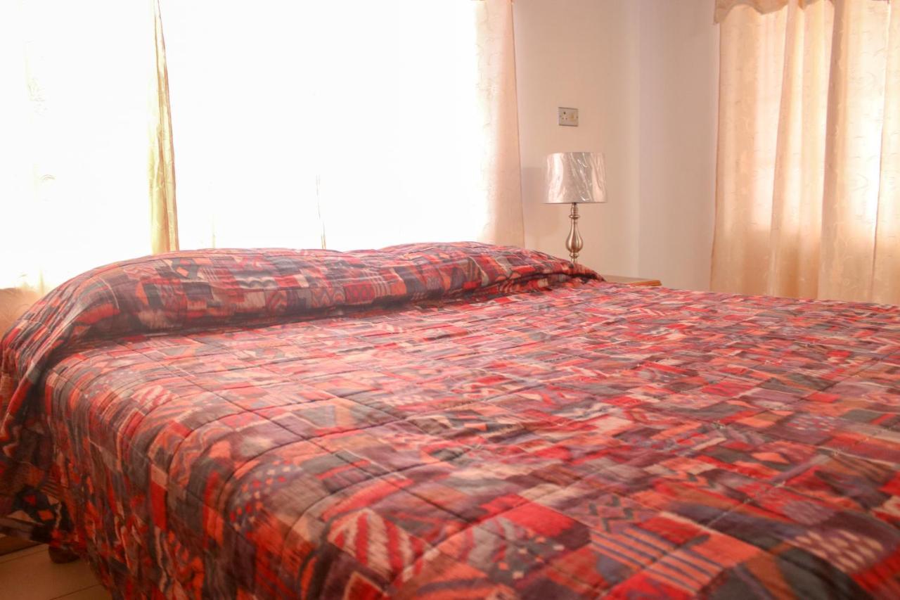 Van Villa Guesthouse 네그릴 외부 사진